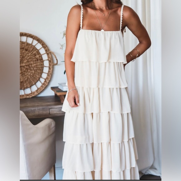 Ohm Boutique cream Tiered Dress |size Small - Picture 3 of 7